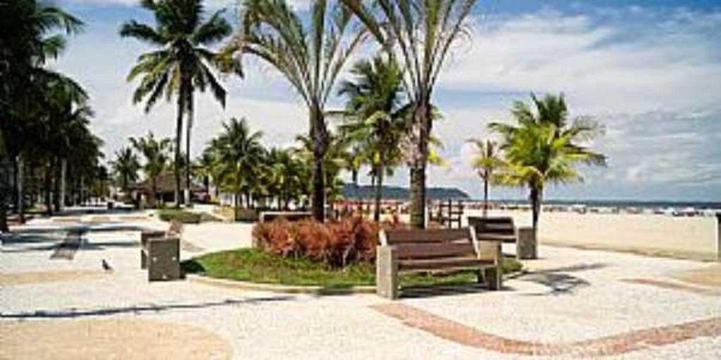 Hospedagem Primeira Quadra Da Praia Praia Grande  Exterior foto