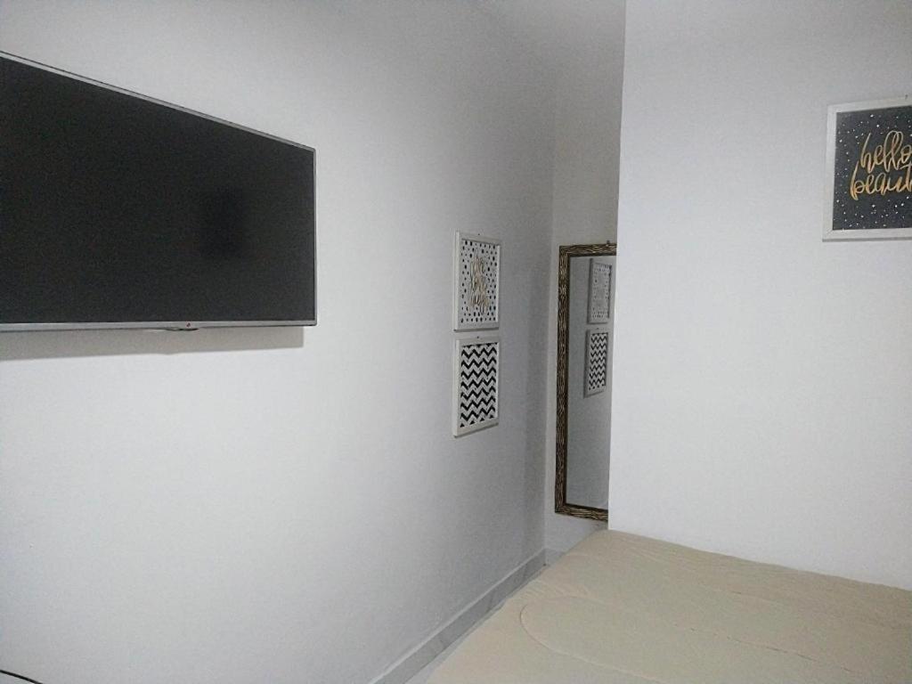 Hospedagem Primeira Quadra Da Praia Praia Grande  Exterior foto